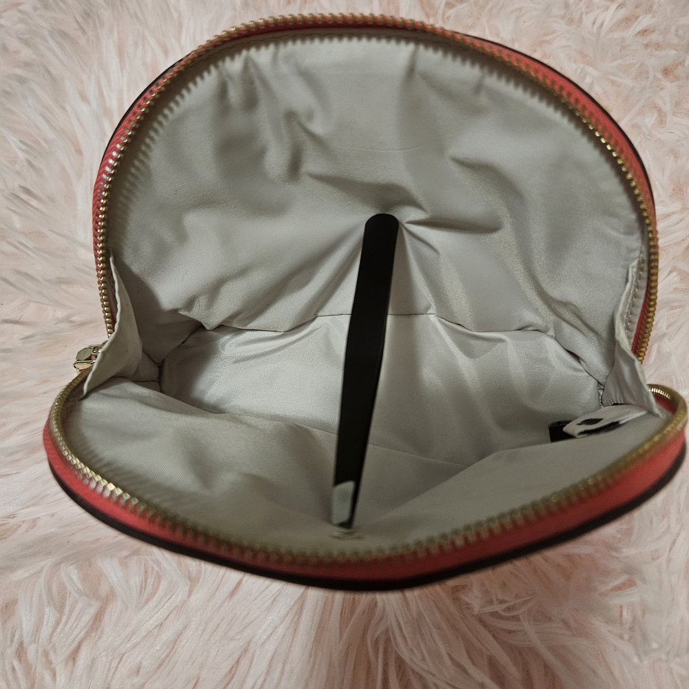Kate Spade Polka Dot Make Up Bag - Picture 7 of 8